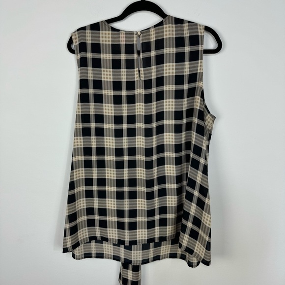 Vince Camuto Plaid Goth Tie Front Gathered Tank top Blouse Office - Picture 2 of 4